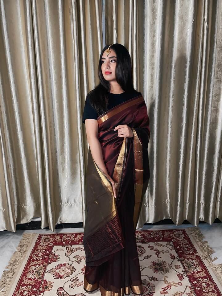 Maroon Moam
