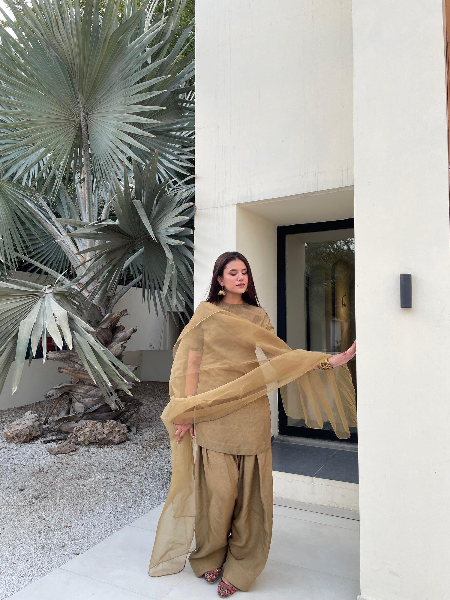 Farshi Shalwar Kameez