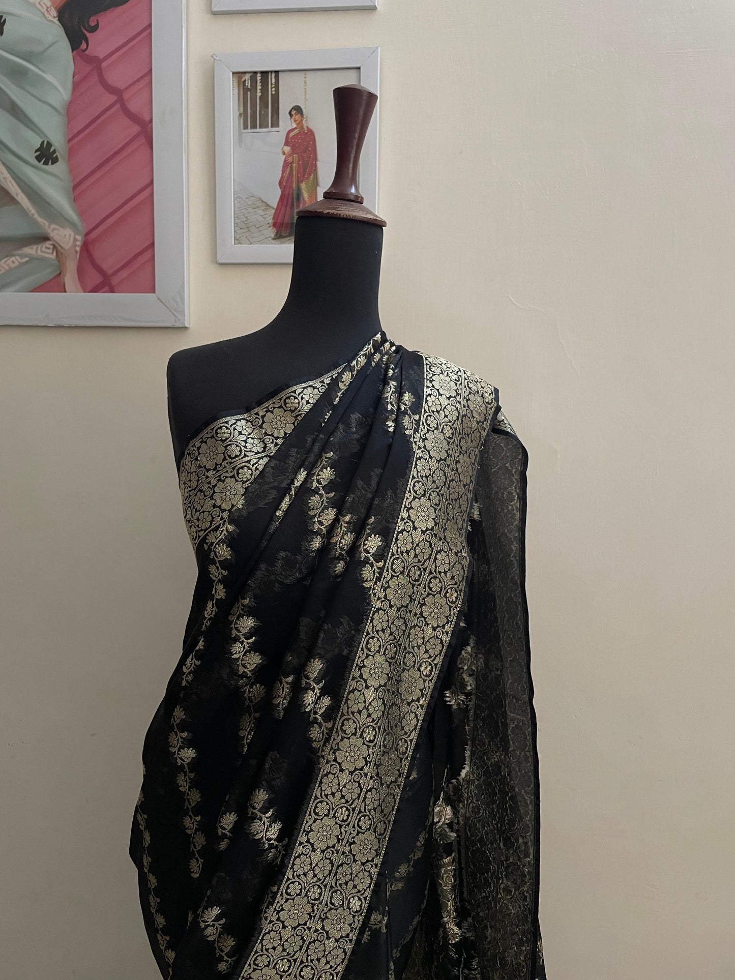 Black Chiffon Bnarasi