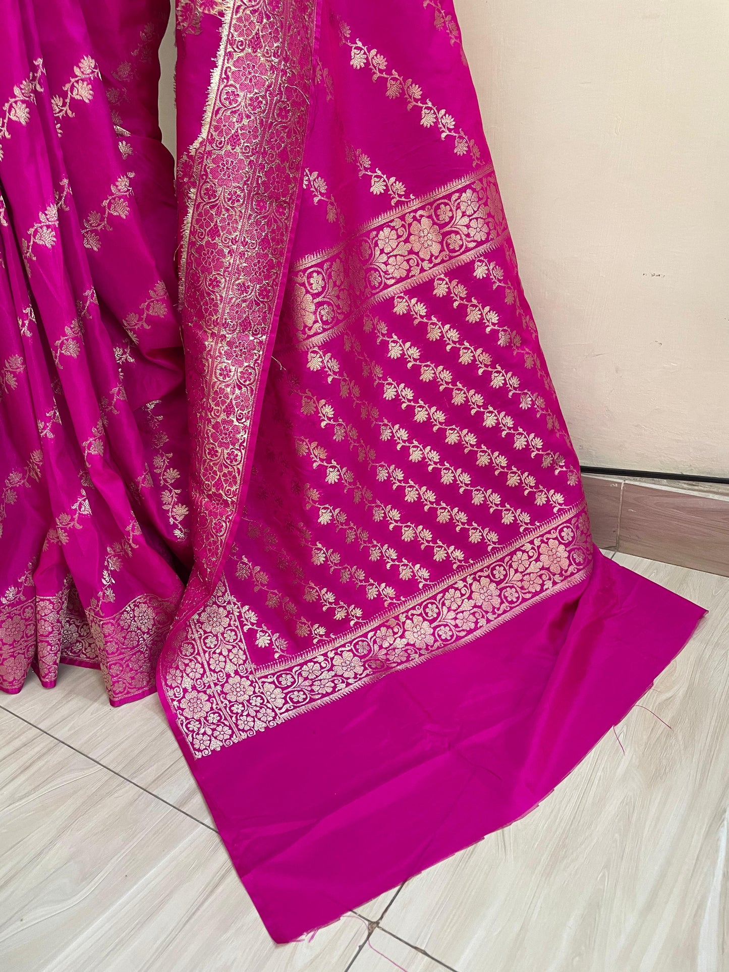 Shokh Banarsi Saree