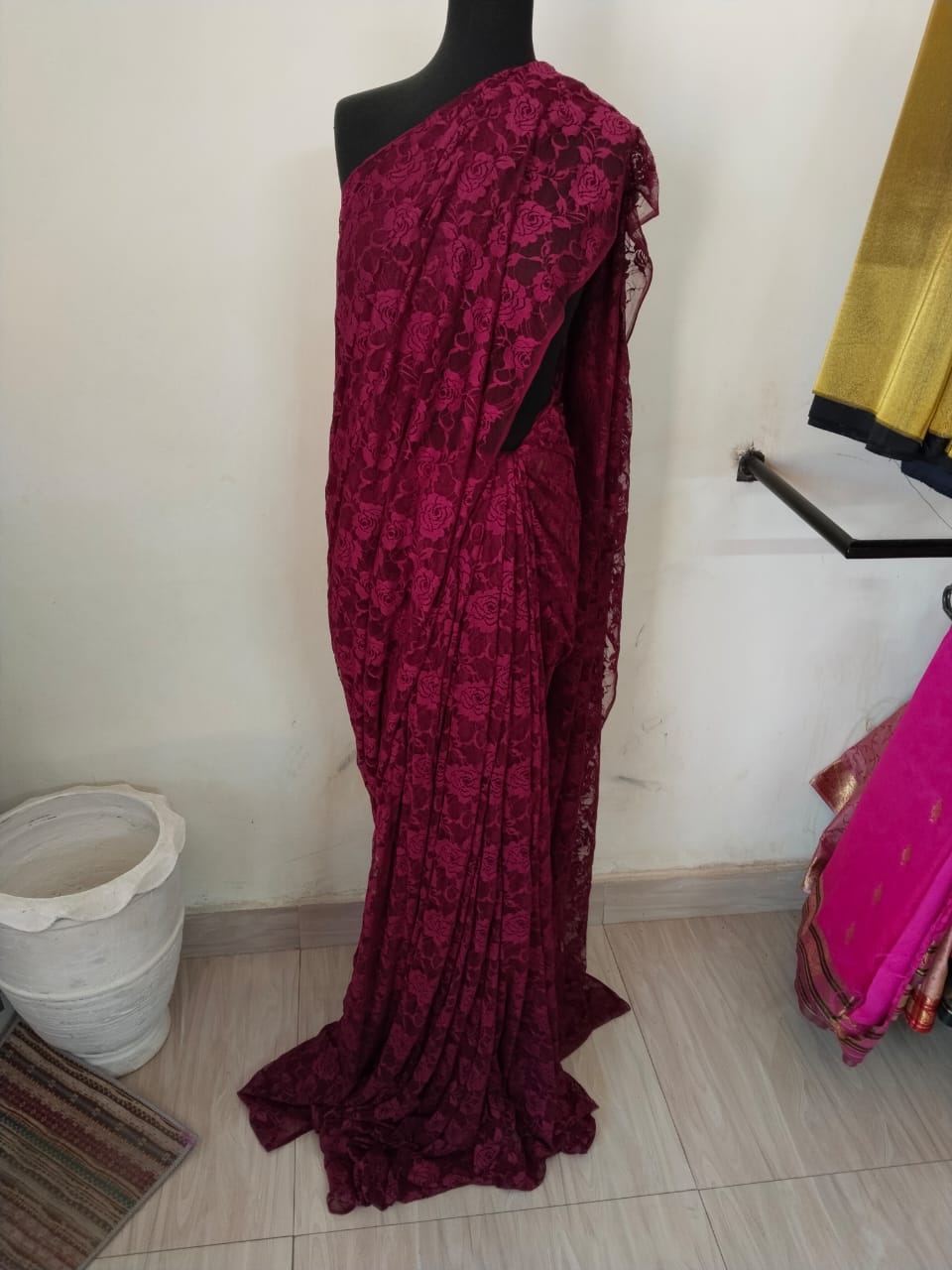 Durrefishan loved-Maroon